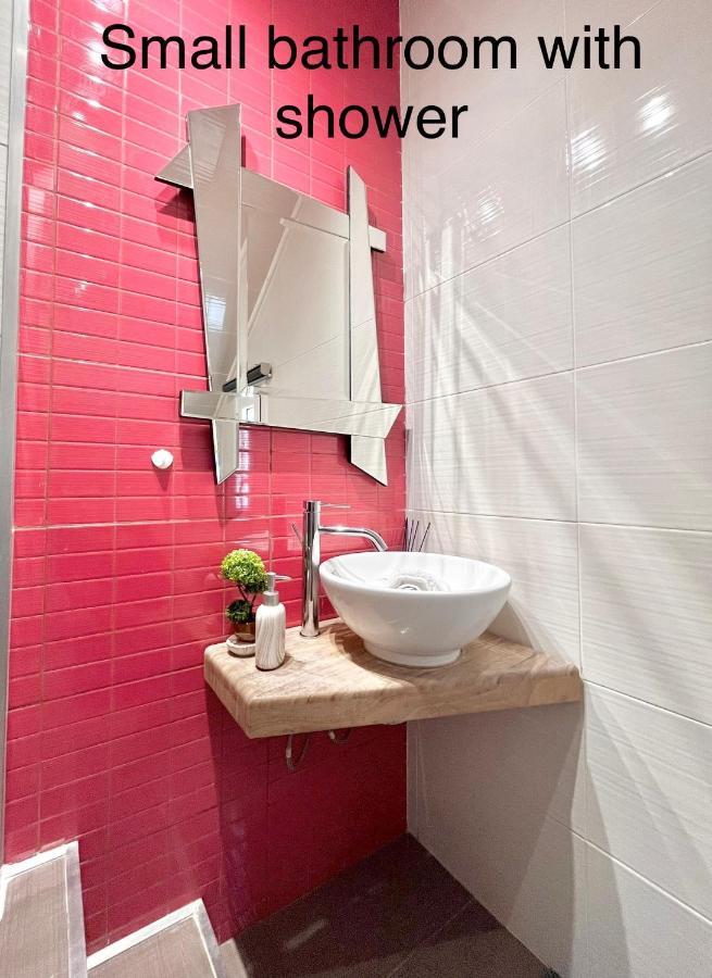 Gkk House Private Swimming Pool Luxury House Villa Skriperon Dış mekan fotoğraf