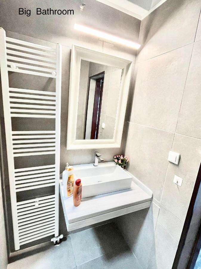 Gkk House Private Swimming Pool Luxury House Villa Skriperon Dış mekan fotoğraf